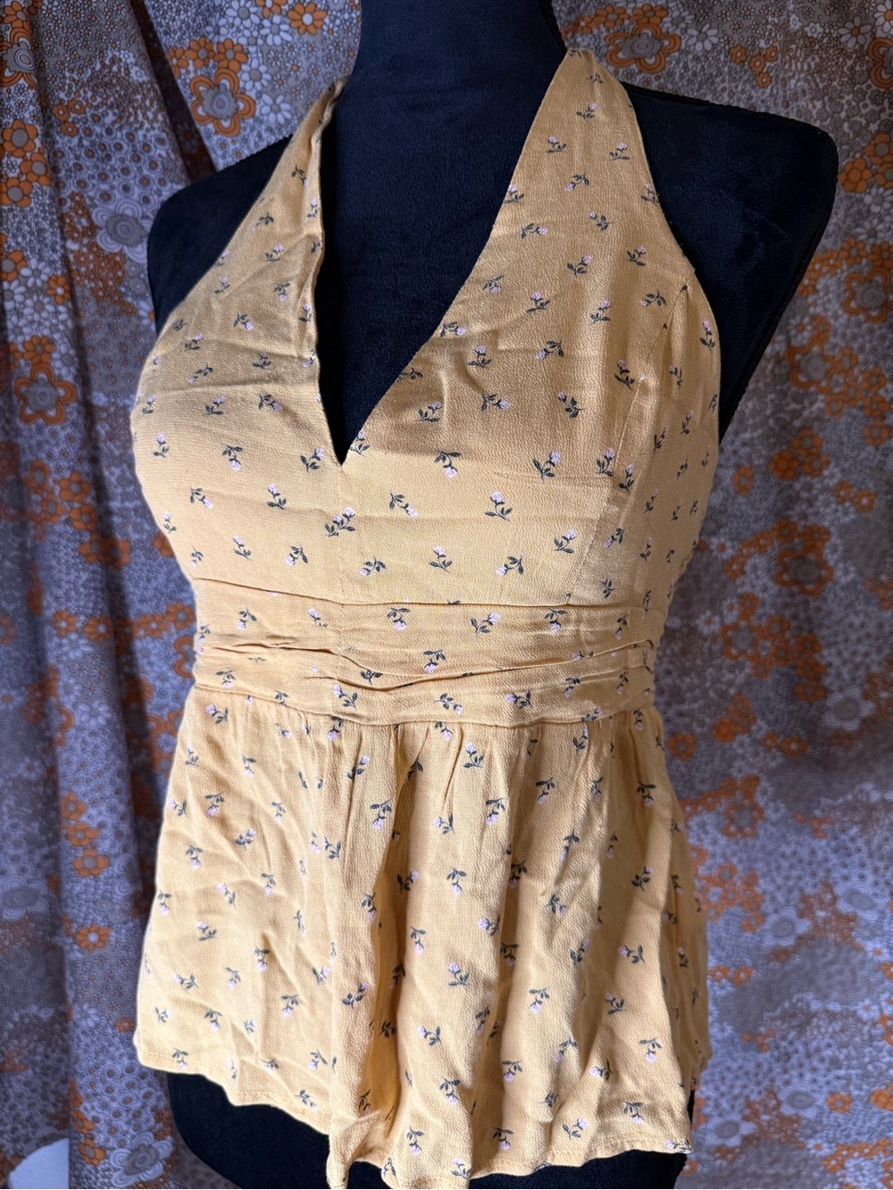 American Eagle Yellow Floral Peplum Halter Top •Size M•